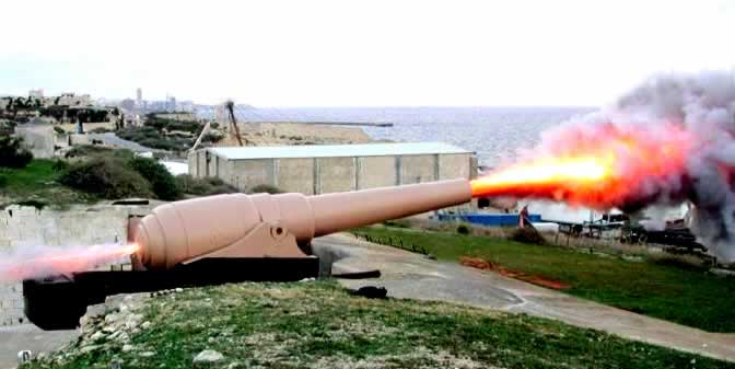 One of the rare occasions when the 100 Ton Gun is fired