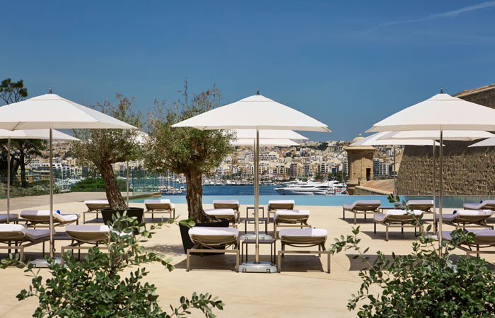 Phoenicia hotel pool